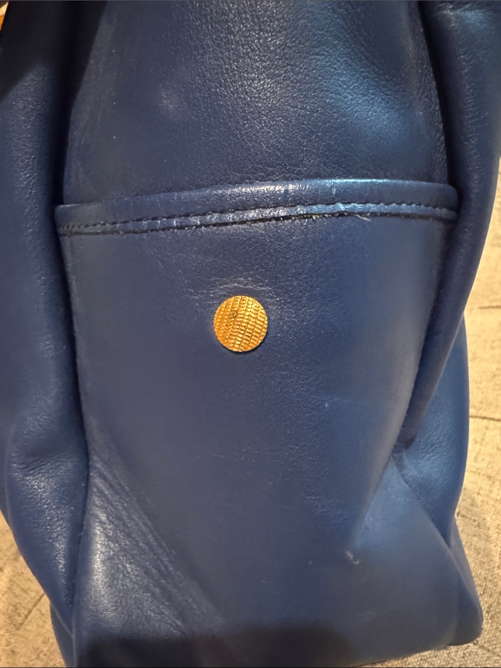 Yves Saint Laurent Navy Blue Leather Shoulder Bag - Picture 4 of 9